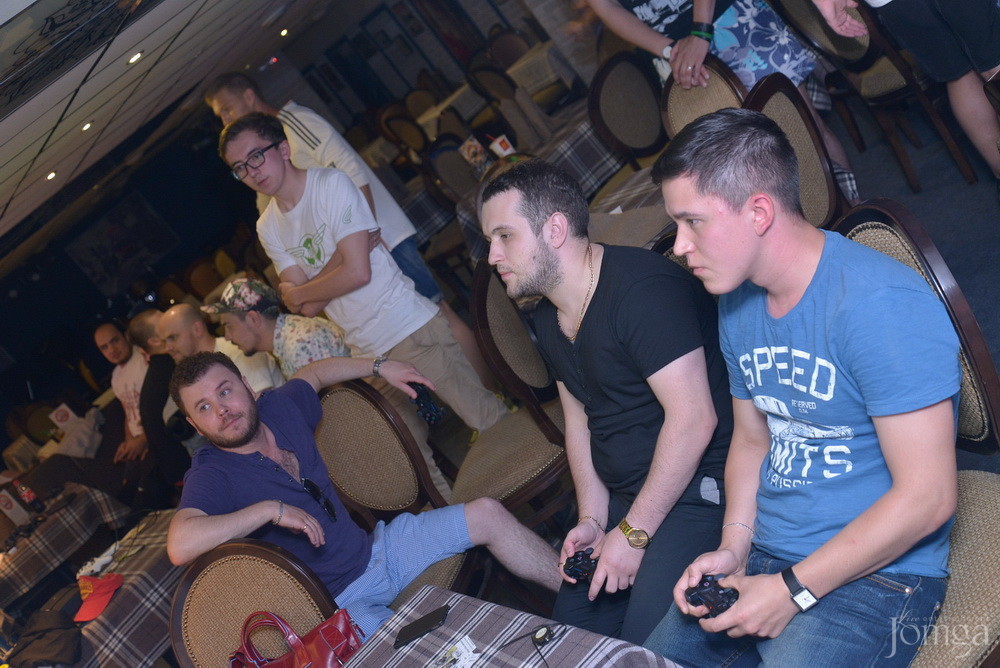 Фотография с Открытый турнир по FIFA'14 в Пятерочка