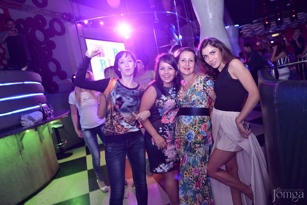 Фотография с PENTHOUSE в Пятерочка