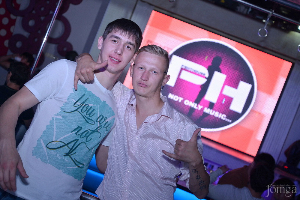 Фотография с PENTHOUSE в Пятерочка