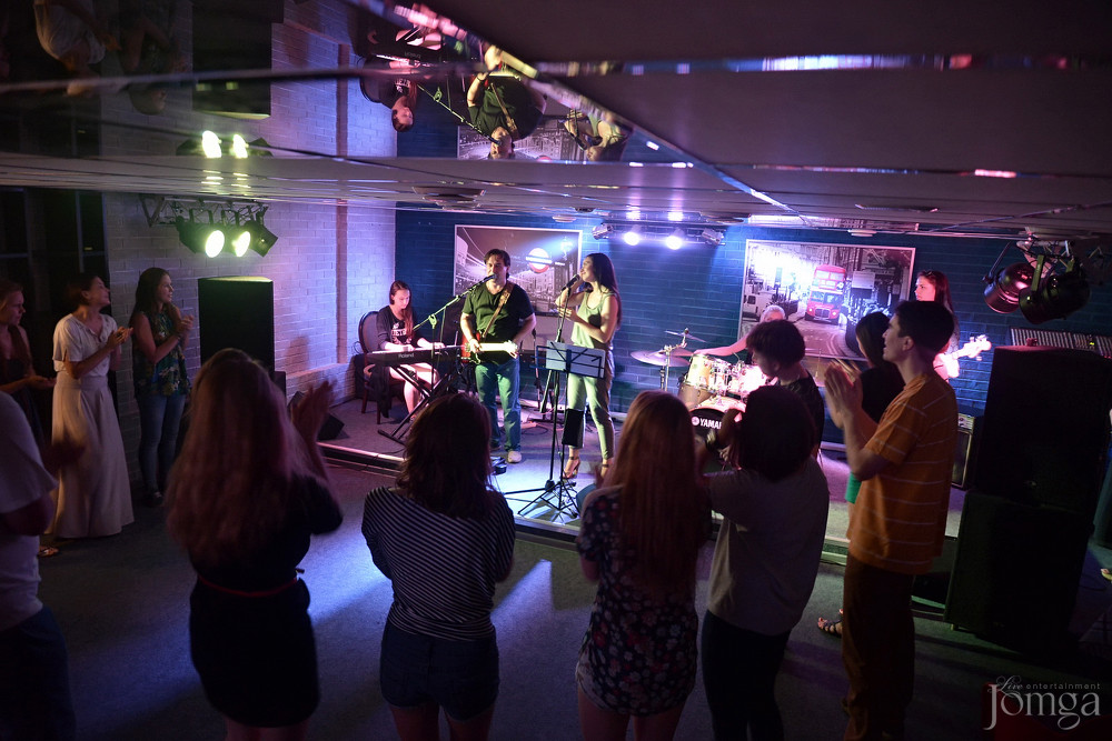 Фотография с гр. Own Way в Пятерочка