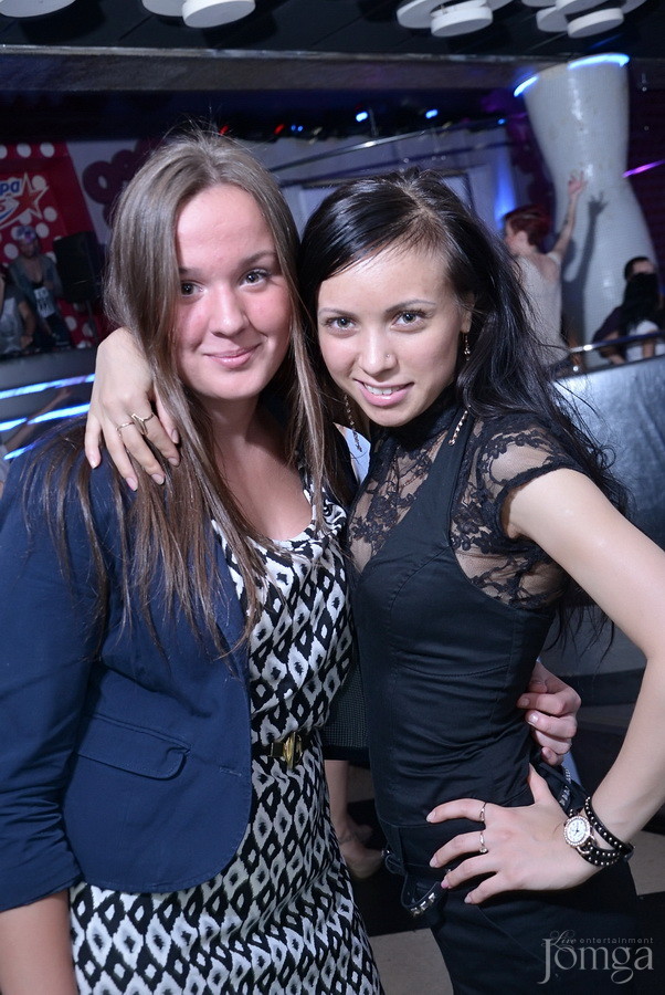 Фотография с Мокрая майка в Пятерочка