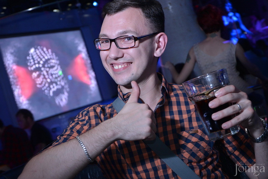 Фотография с Мокрая майка в Пятерочка