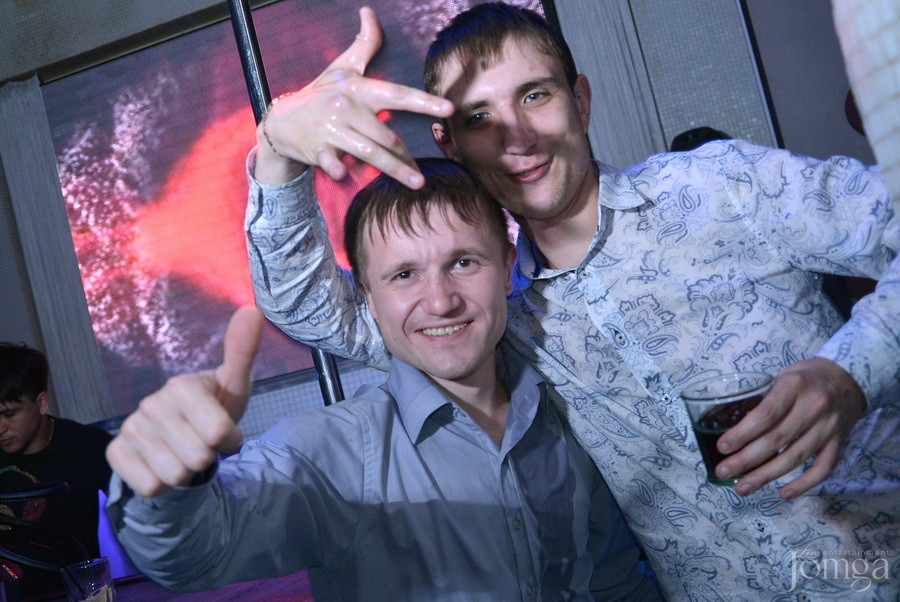 Фотография с Мокрая майка в Пятерочка