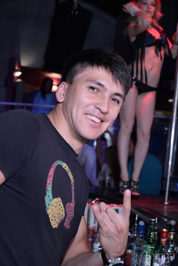 Фотография с Мокрая майка в Пятерочка