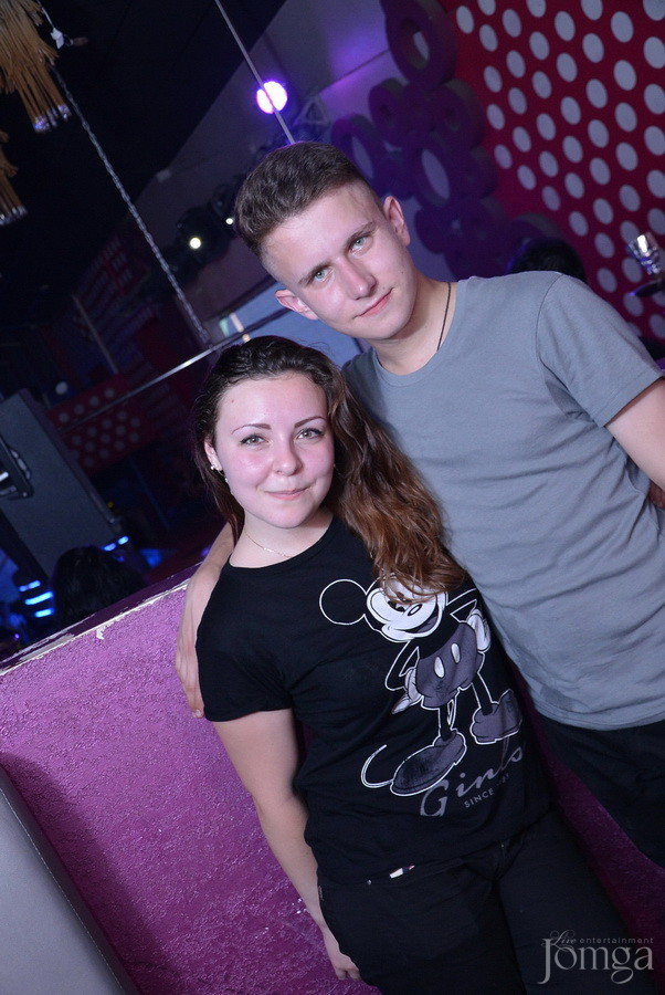 Фотография с Мокрая майка в Пятерочка