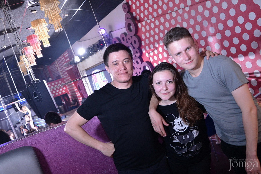 Фотография с Мокрая майка в Пятерочка