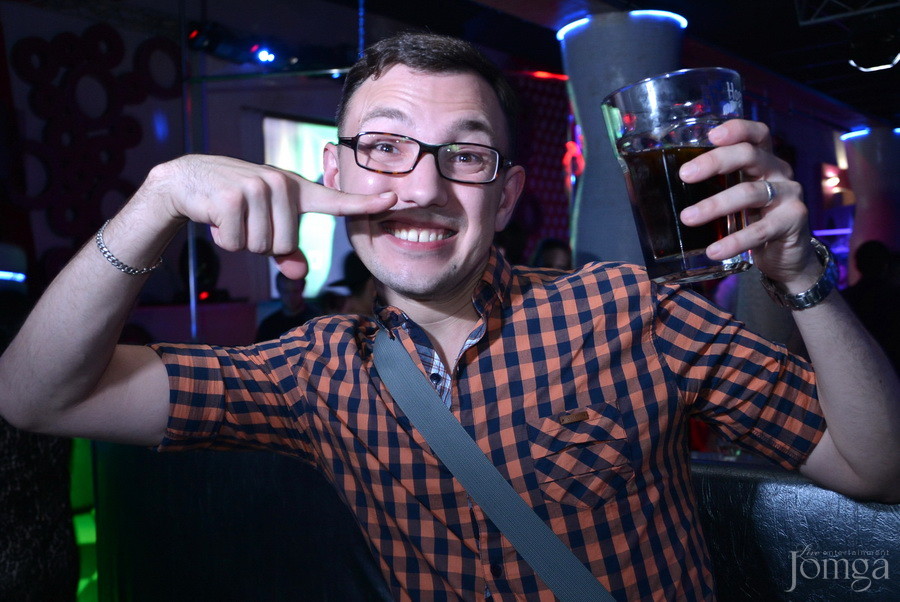 Фотография с Мокрая майка в Пятерочка