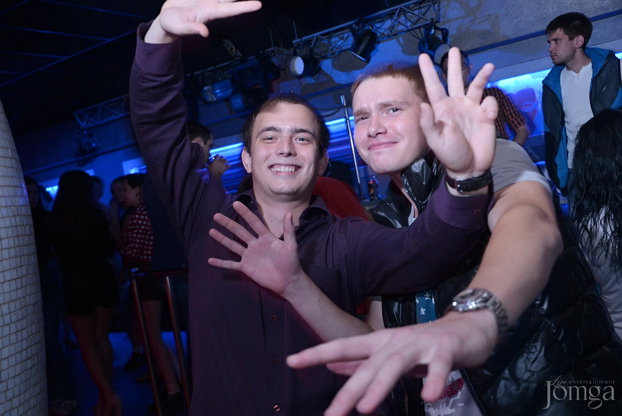 Фотография с Мокрая майка в Пятерочка