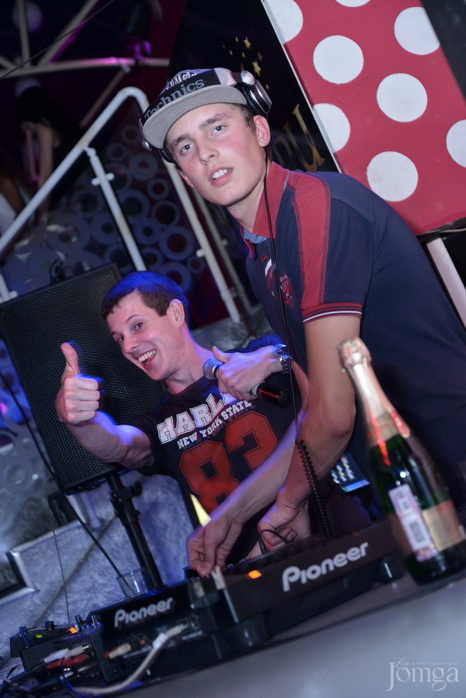 Фотография с VIP: B-DAY Хирург в Пятерочка