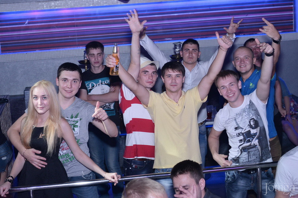 Фотография с VIP: B-DAY Хирург в Пятерочка