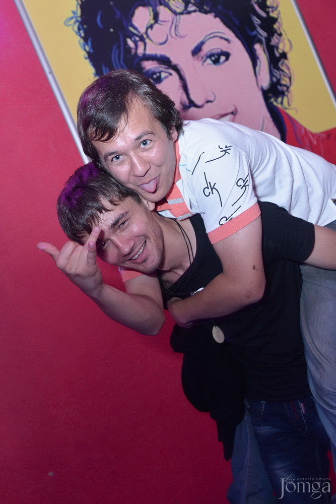 Фотография с VIP: B-DAY Хирург в Пятерочка