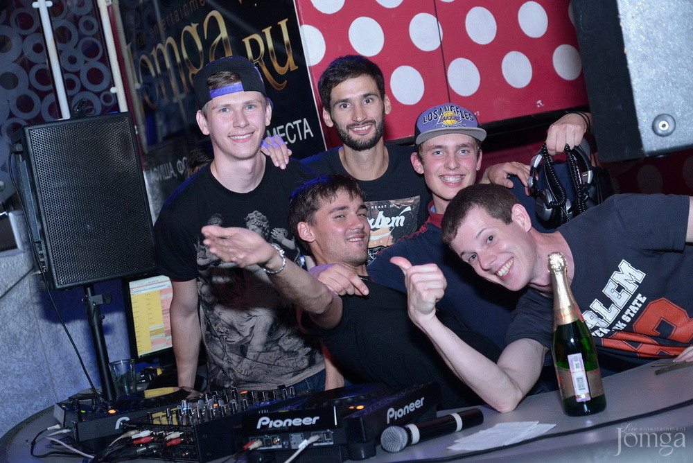 Фотография с VIP: B-DAY Хирург в Пятерочка