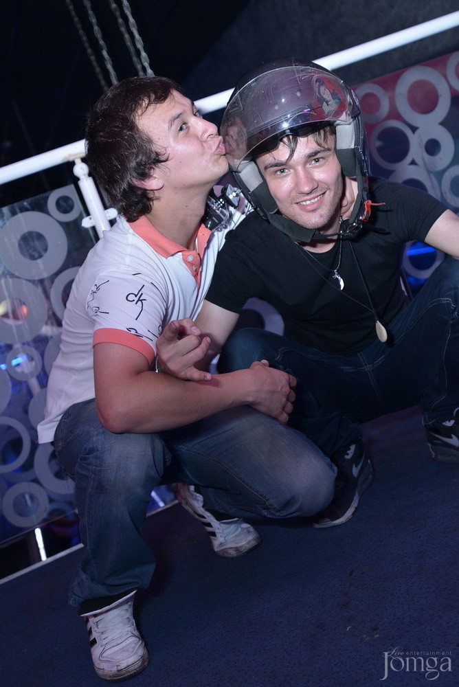 Фотография с VIP: B-DAY Хирург в Пятерочка