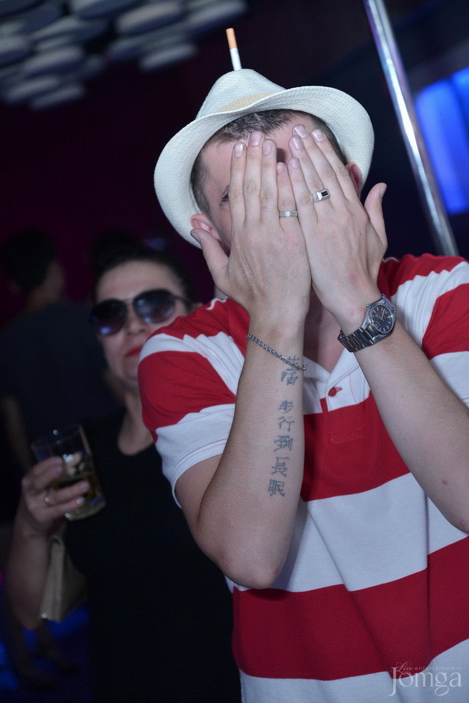 Фотография с VIP: B-DAY Хирург в Пятерочка