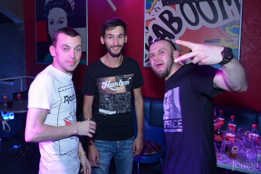 Фотография с VIP: B-DAY Хирург в Пятерочка