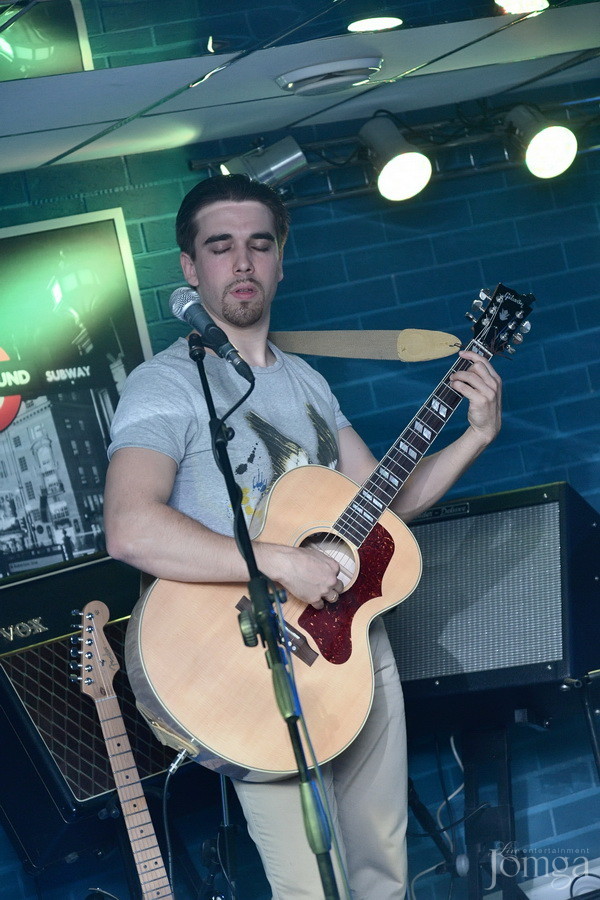 Фотография с гр "MADO" в Пятерочка