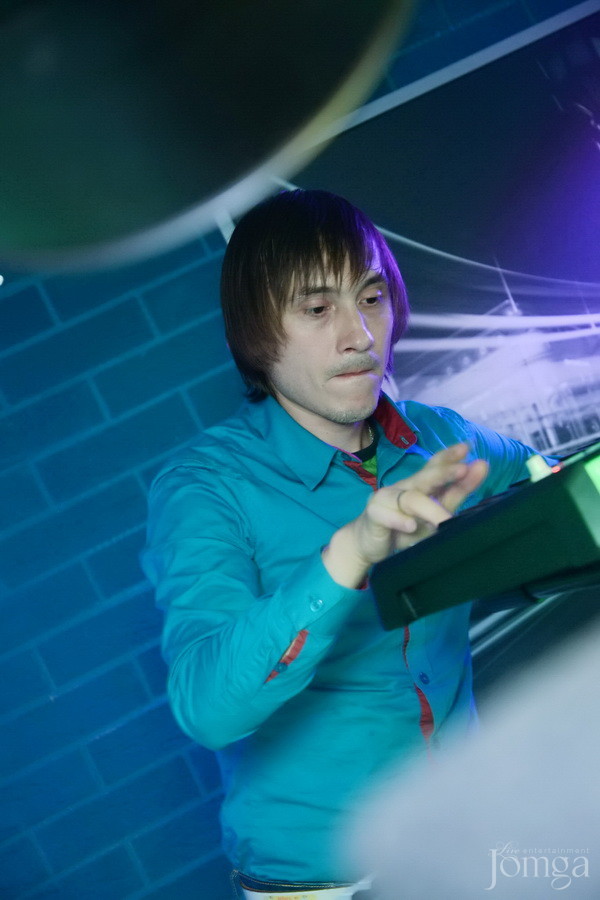 Фотография с гр "MADO" в Пятерочка