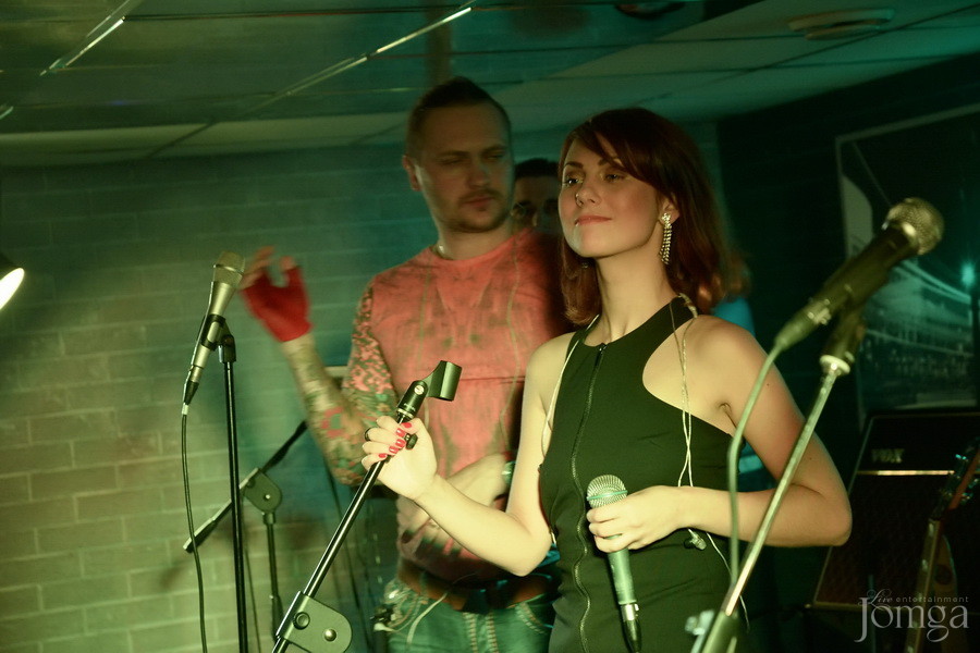 Фотография с гр "MADO" в Пятерочка