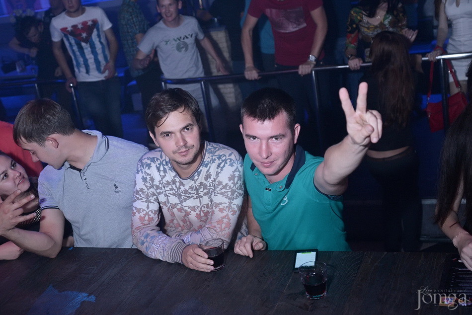 Фотография с PENTHOUSE в Пятерочка