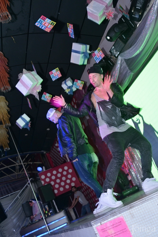 Фотография с BubbleGum Birthday 2 день - VIP в Пятерочка