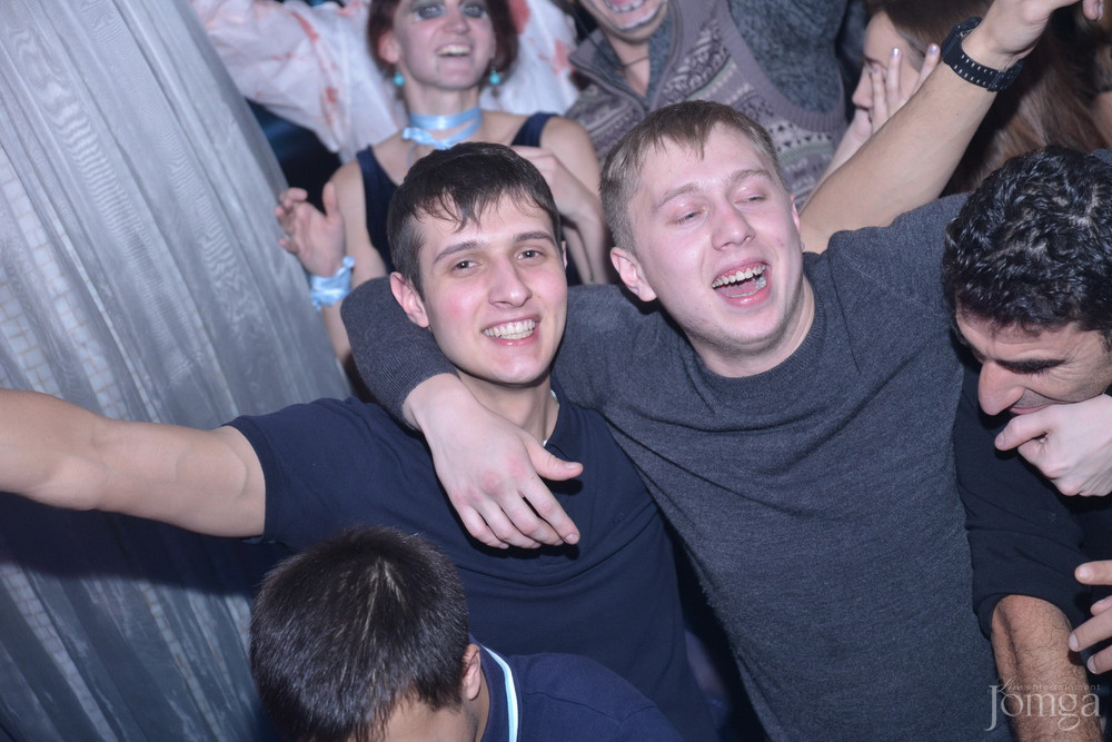 Фотография с Halloween 2 часть в Пятерочка