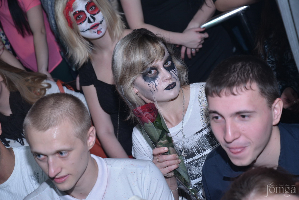 Фотография с Halloween 2 часть в Пятерочка