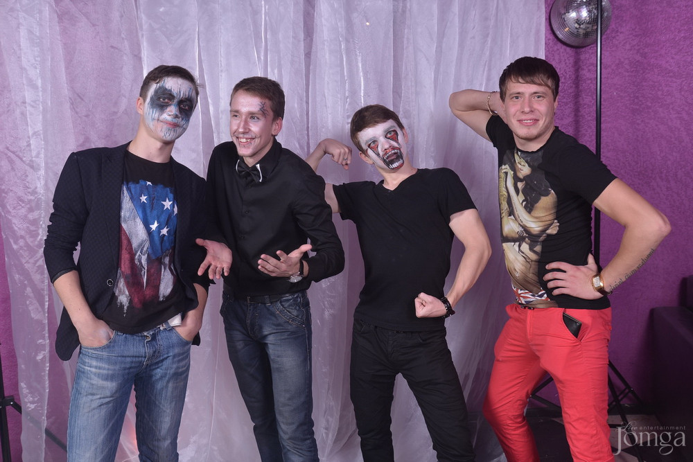 Фотография с Halloween 2 часть в Пятерочка