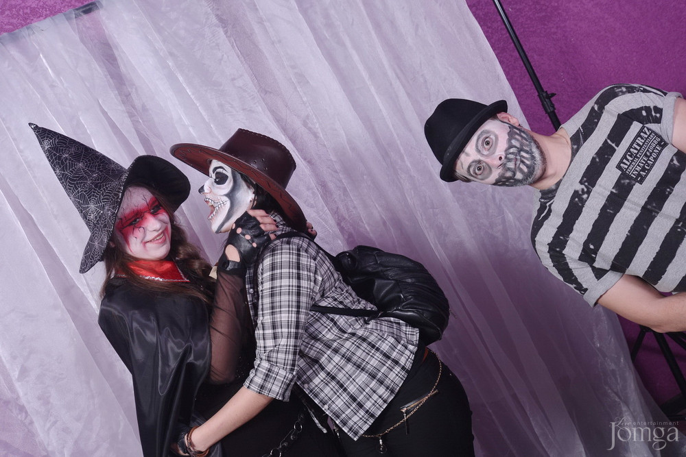 Фотография с Halloween 2 часть в Пятерочка