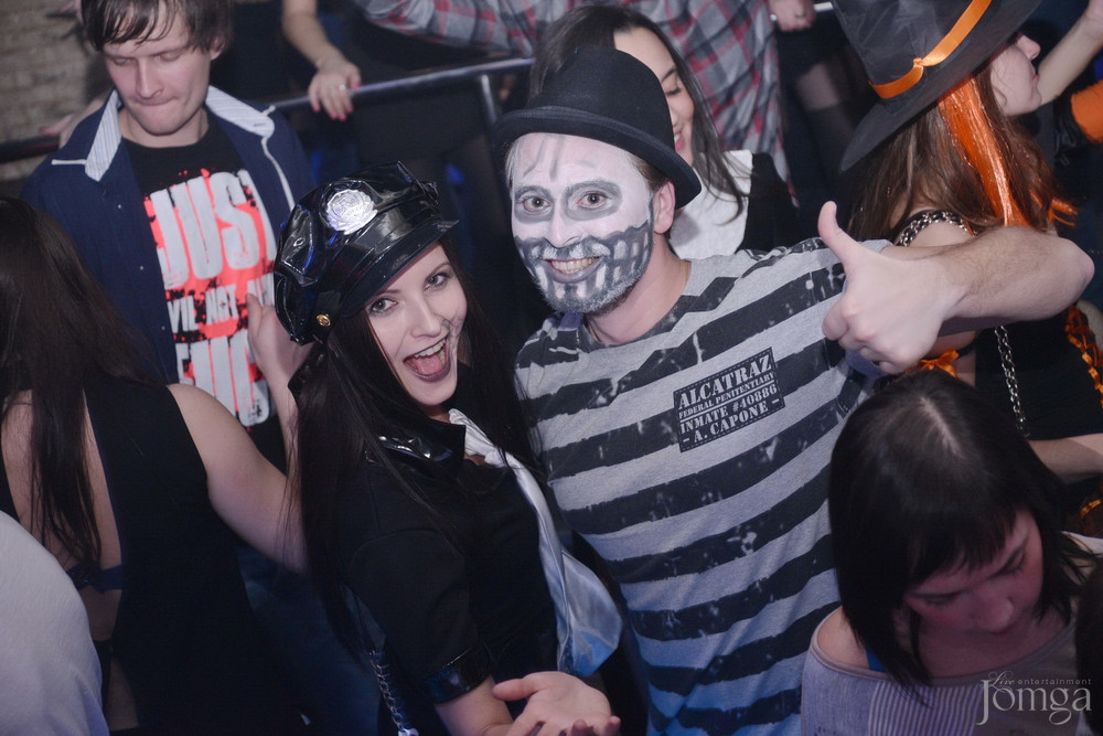 Фотография с Halloween 2 часть в Пятерочка