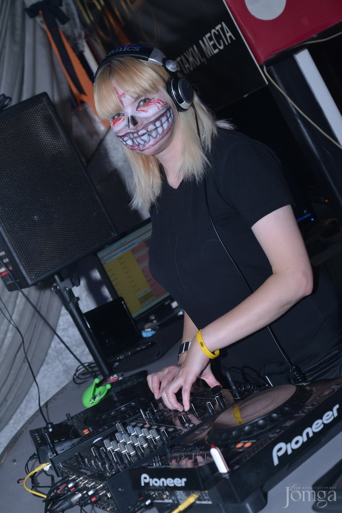 Фотография с Halloween 2 часть в Пятерочка