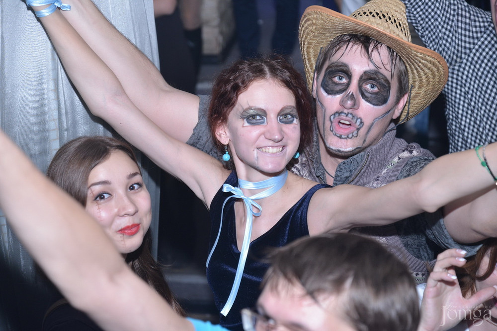 Фотография с Halloween 2 часть в Пятерочка