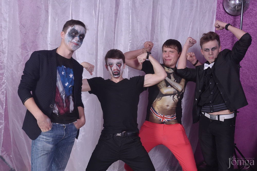 Фотография с Halloween 2 часть в Пятерочка