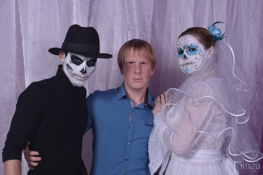 Фотография с Halloween 2 часть в Пятерочка