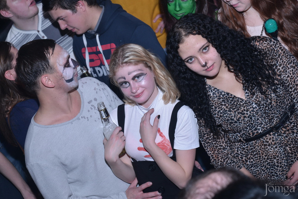 Фотография с Halloween 2 часть в Пятерочка