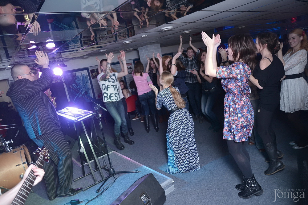 Фотография с Концерт Blues Division Band & вечеринка Trap  в Пятерочка