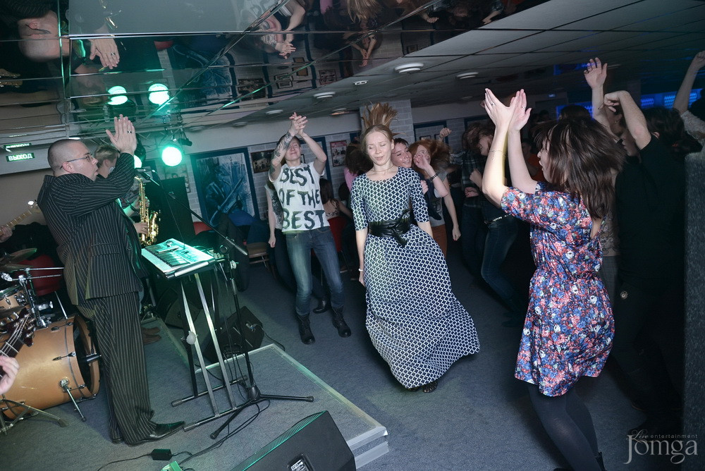 Фотография с Концерт Blues Division Band & вечеринка Trap  в Пятерочка