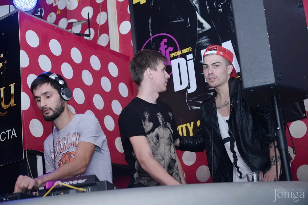 Фотография с VIP в Пятерочка