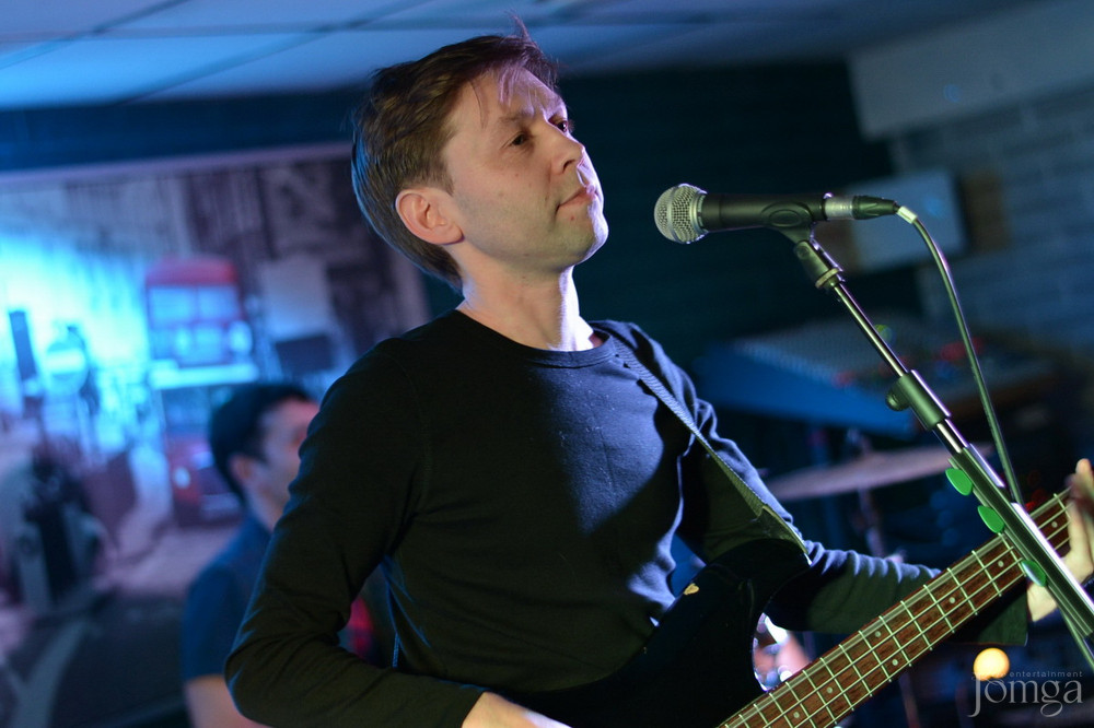 Фотография с гр.ЭССЕ презентация альбома в Пятерочка