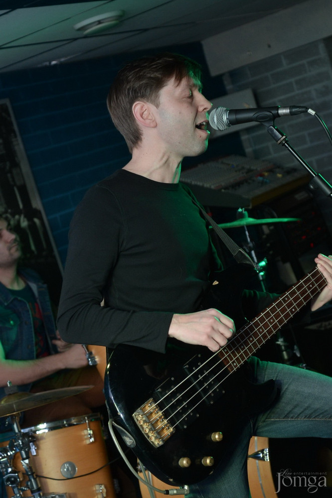 Фотография с гр.ЭССЕ презентация альбома в Пятерочка