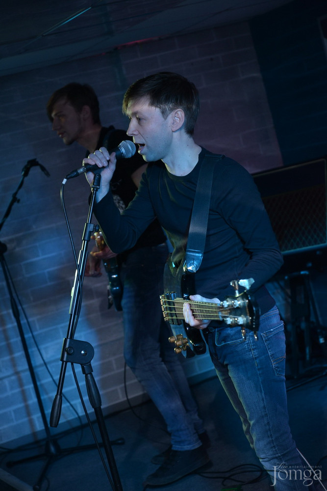 Фотография с гр.ЭССЕ презентация альбома в Пятерочка