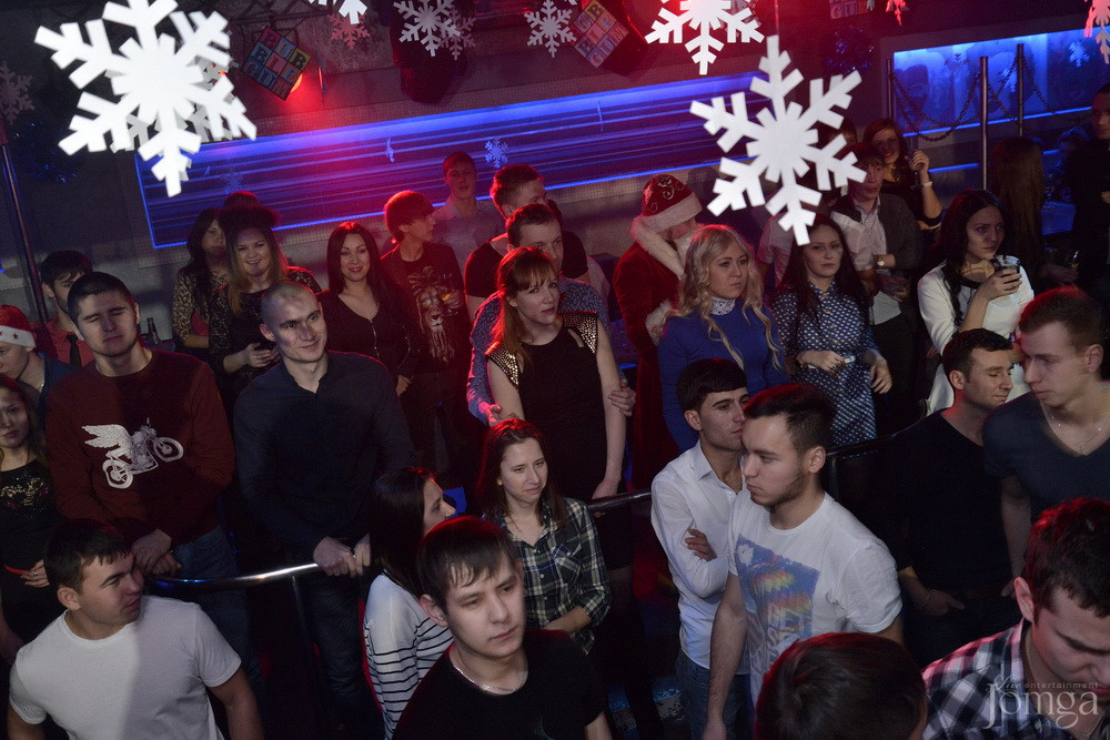 Фотография с НОВОГОДНЯЯ НОЧЬ 2015 ЕЩЕ в Пятерочка