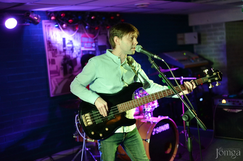 Фотография с гр. ЭССЕ & друзья в Пятерочка