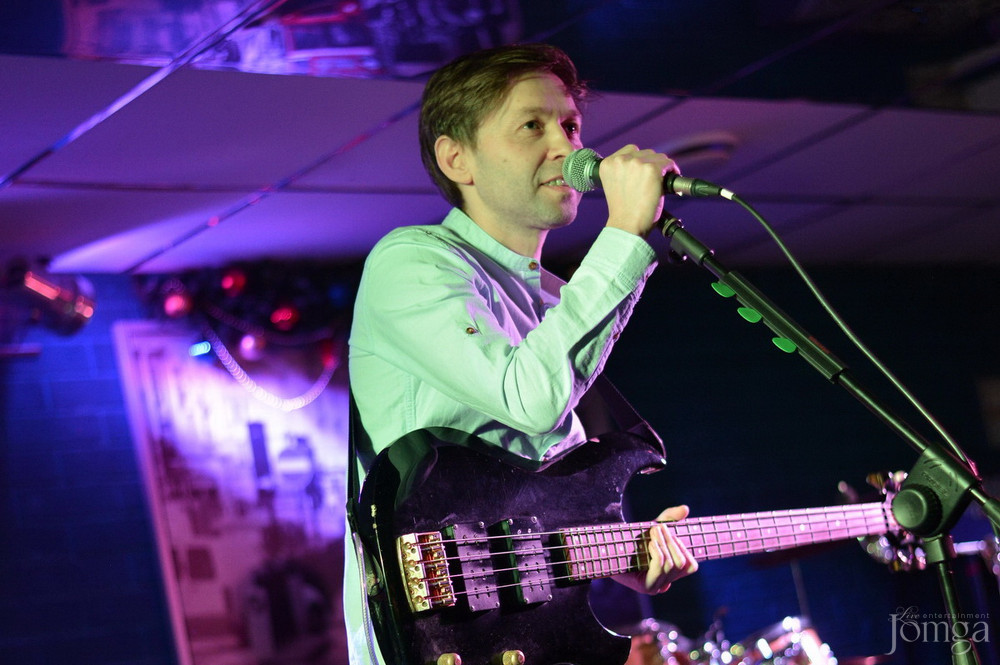 Фотография с гр. ЭССЕ & друзья в Пятерочка