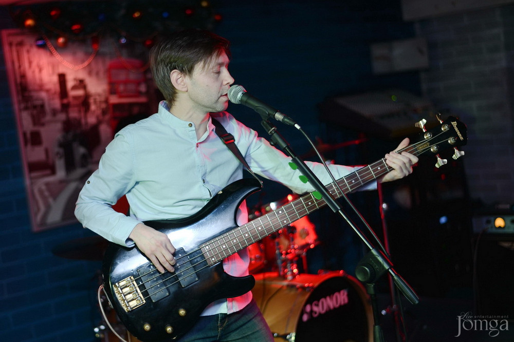 Фотография с гр. ЭССЕ & друзья в Пятерочка