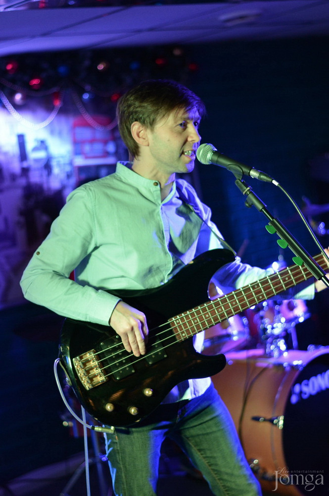 Фотография с гр. ЭССЕ & друзья в Пятерочка