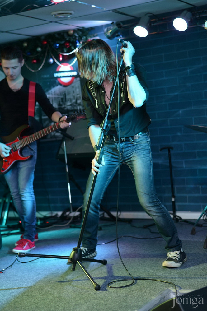 Фотография с гр. ЭССЕ & друзья в Пятерочка