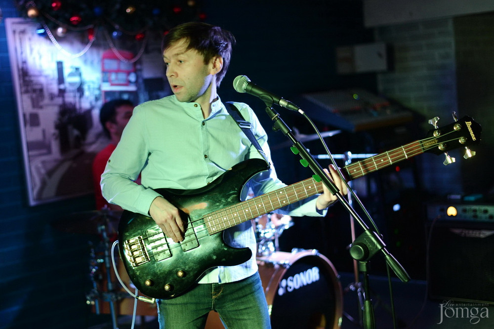 Фотография с гр. ЭССЕ & друзья в Пятерочка