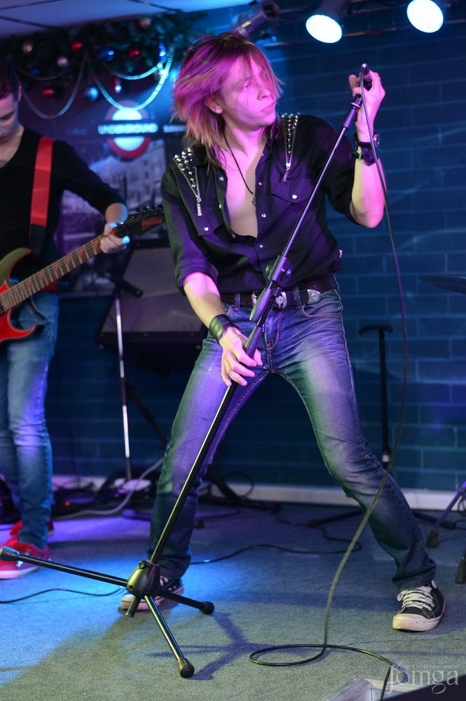 Фотография с гр. ЭССЕ & друзья в Пятерочка