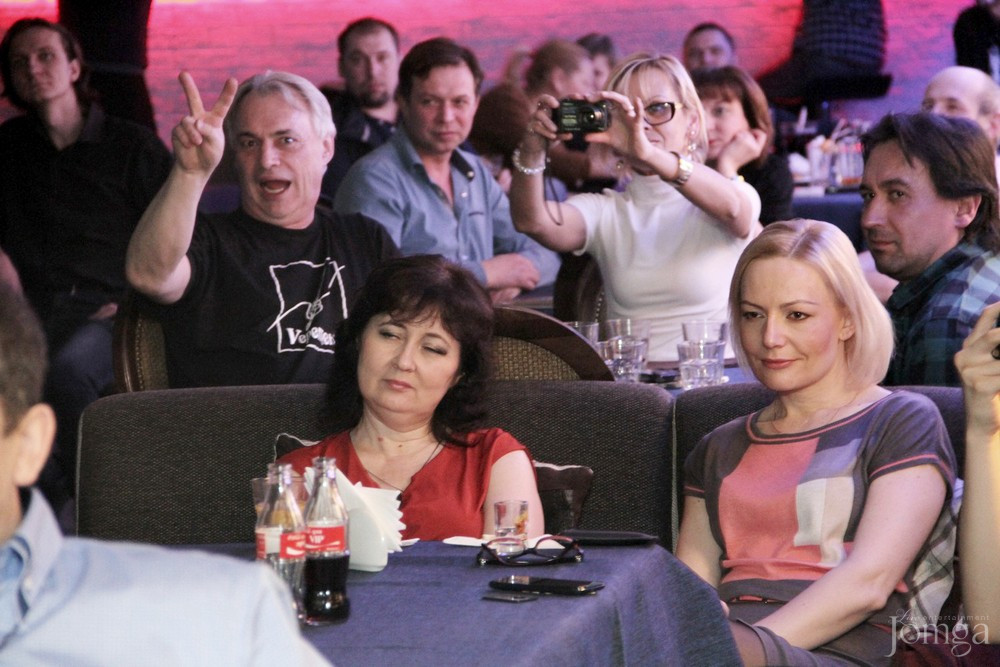 Фотография с Концерт гр. "ЛИСТЬЯ ТРАВЫ" (г. Казань) в Пятерочка