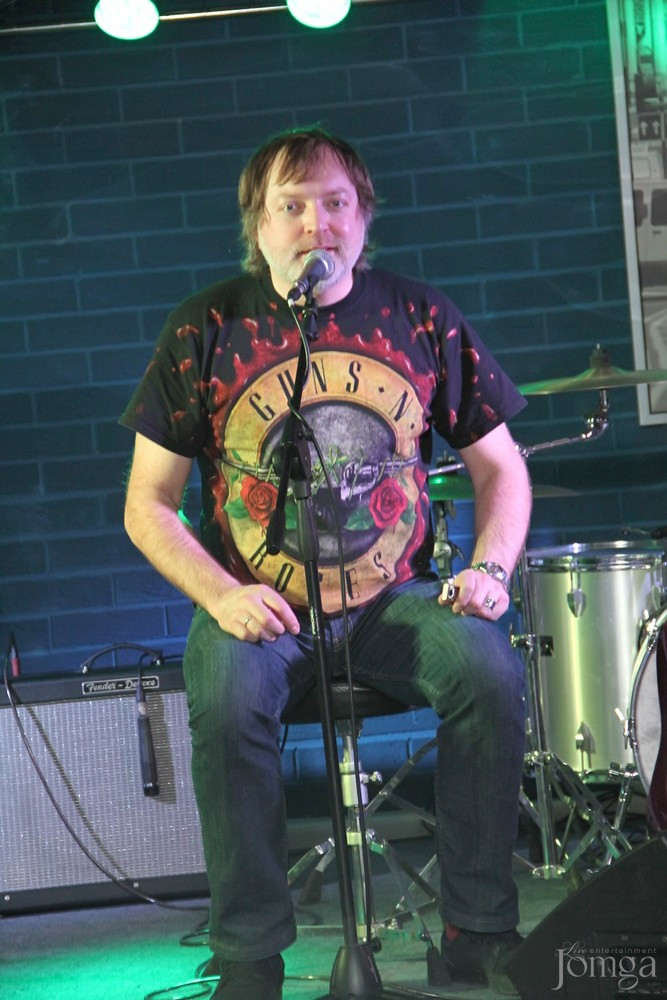 Фотография с Концерт гр. "ЛИСТЬЯ ТРАВЫ" (г. Казань) в Пятерочка